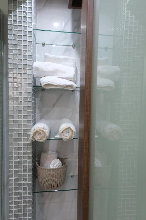Apartamento Luxury Fani House Next To Harbor Area With Jacuzzi Paphos Exterior foto